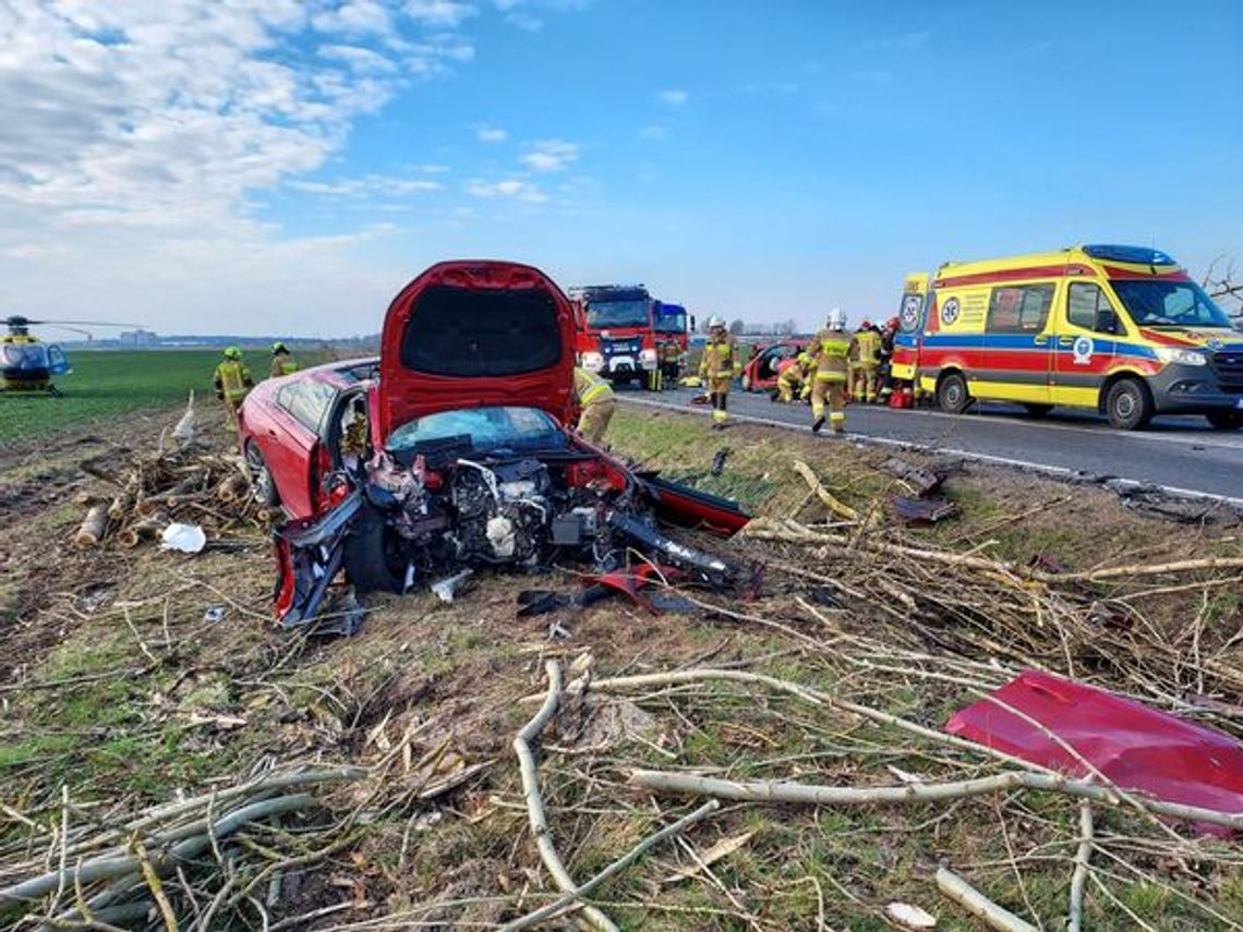 Tragiczny wypadek w Ględowie. Nie żyje 16-letni pasażer