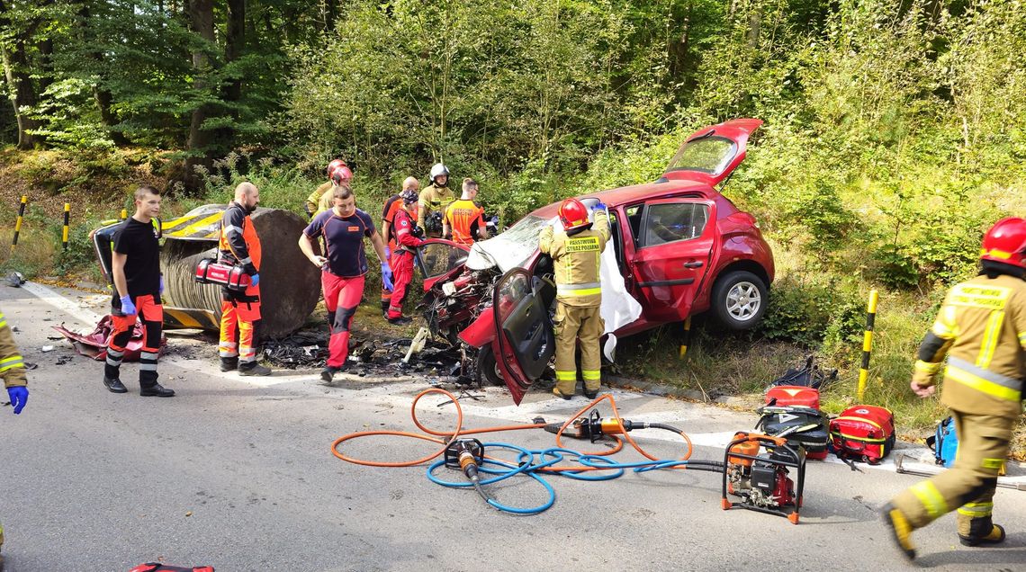 Tragiczny wypadek w Otominie. Zginęło starsze małżeństwo