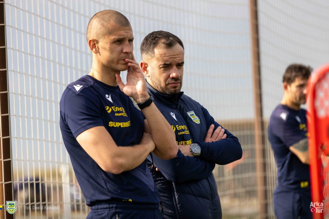 Trener Dawid Szwarga odchodzi z Arki Gdynia! Wiadomo, kto pokieruje drużyną Trener Dawid Szwarga odchodzi z Arki Gdynia!