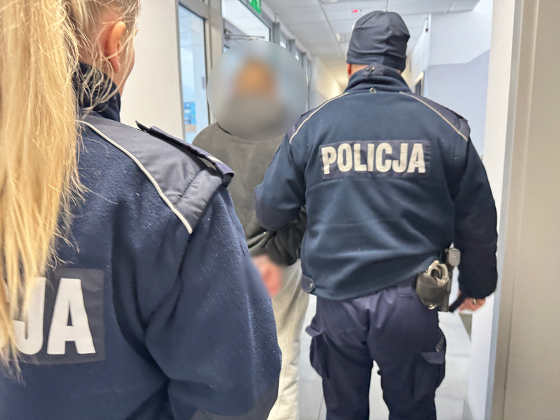 Uciekł z "poprawczaka" i przed policją schował się w kanapie Uciekł z "poprawczaka" i przed policją schował się w kanapie