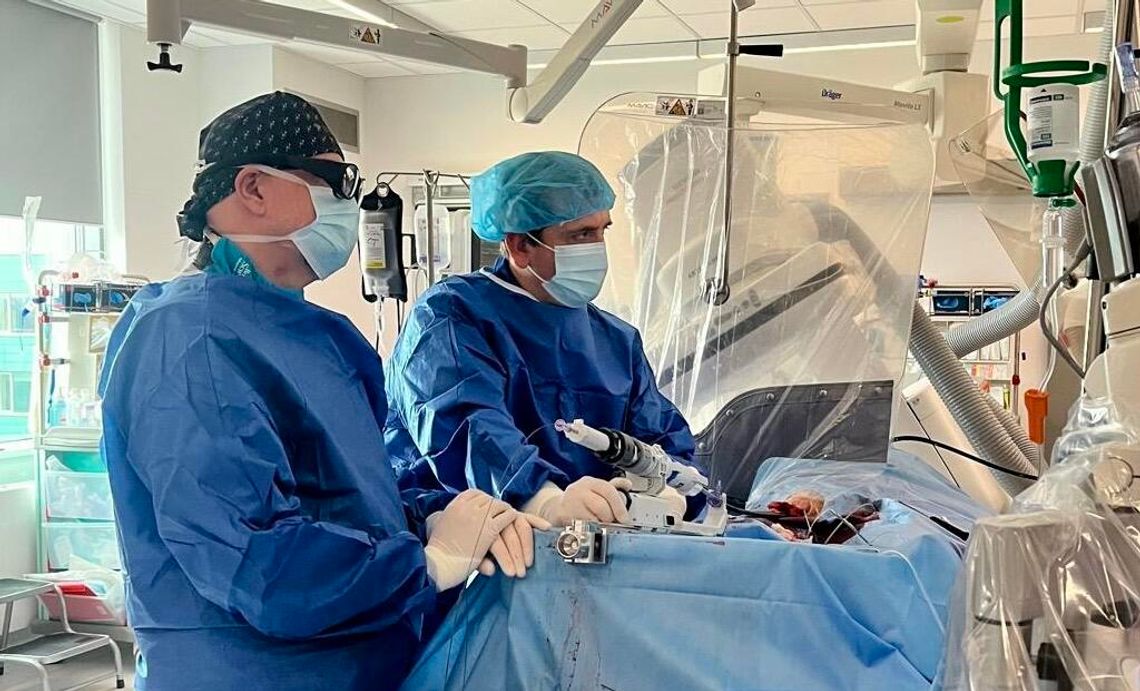 Nowatorskie zabiegi serca w UCK z wykorzystaniem technologii 3D u dwóch 80-latek