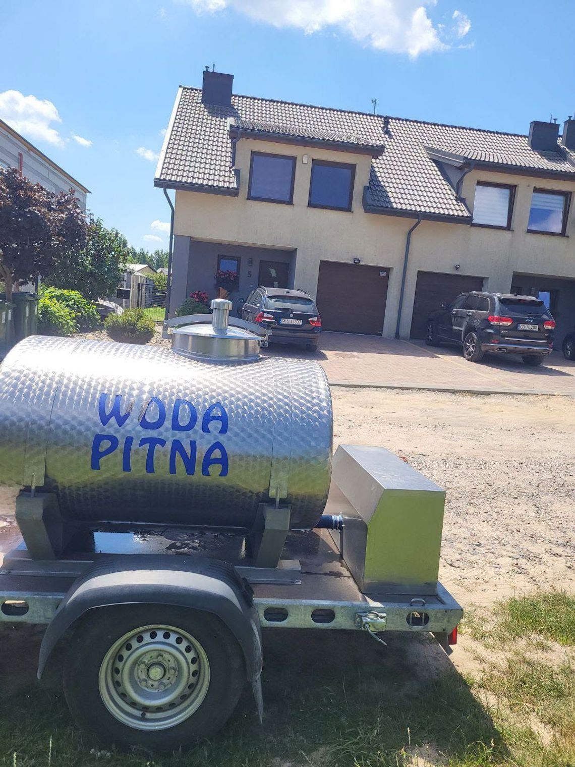Upalne dni i mieszkańcy Banina znowu bez wody. Spółka komunalna wyjaśnia przyczyny Upalne dni i mieszkańcy Banina znowu bez wody. Spółka komunalna wyjaśnia przyczyny