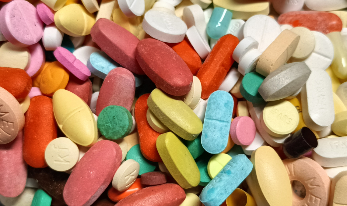 W internecie sprzedawali środki na odchudzanie, wysyłali... jabłka albo zapałki