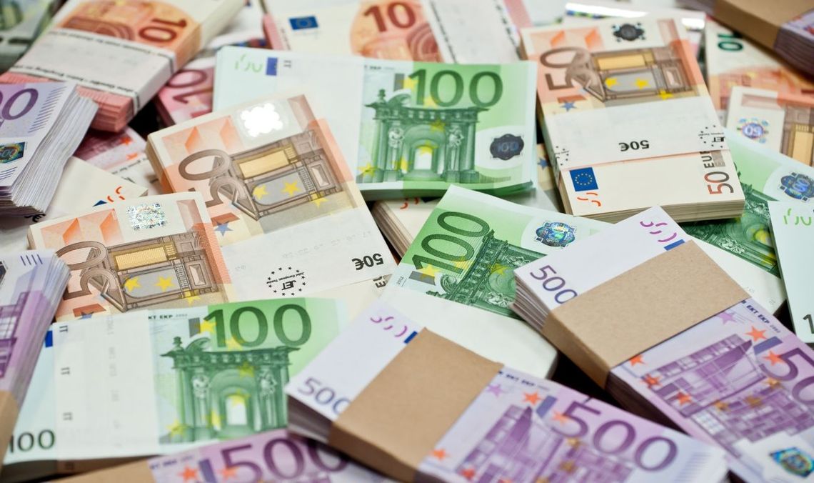W kantorze próbował wymienić 12 tys. fałszywych euro