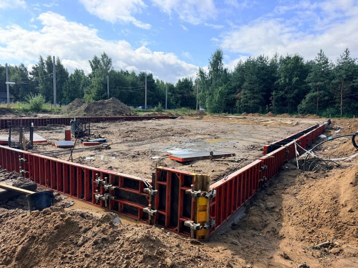 W Wielkim Kacku powstaje nowa hala dla strażaków. Ma pomóc w sytuacjach kryzysowych W Wielkim Kacku powstaje nowa hala dla strażaków. Ma pomóc w sytuacjach kryzysowych
