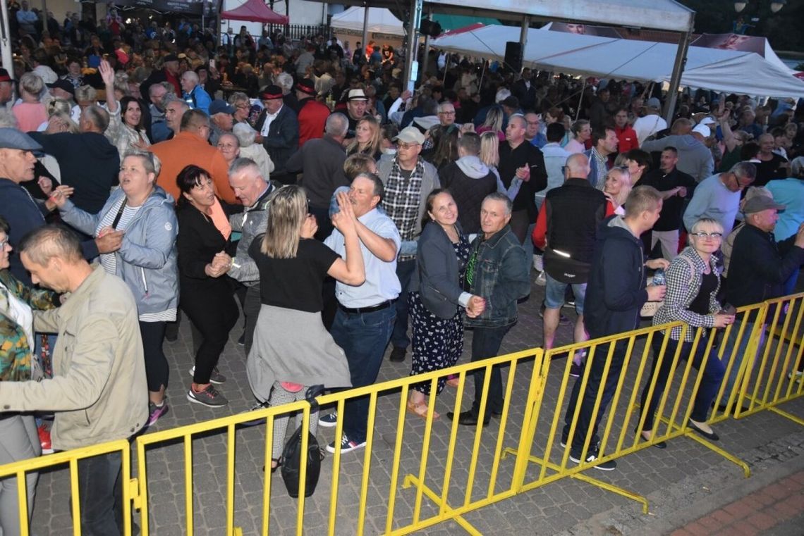 Weselne Granie 2026 w Ostrzycach. GOK Somonino ogłasza nabór zespołów do 11. edycji wydarzenia Weselne Granie 2026 w Ostrzycach. GOK Somonino ogłasza nabór zespołów do 11. edycji wydarzenia