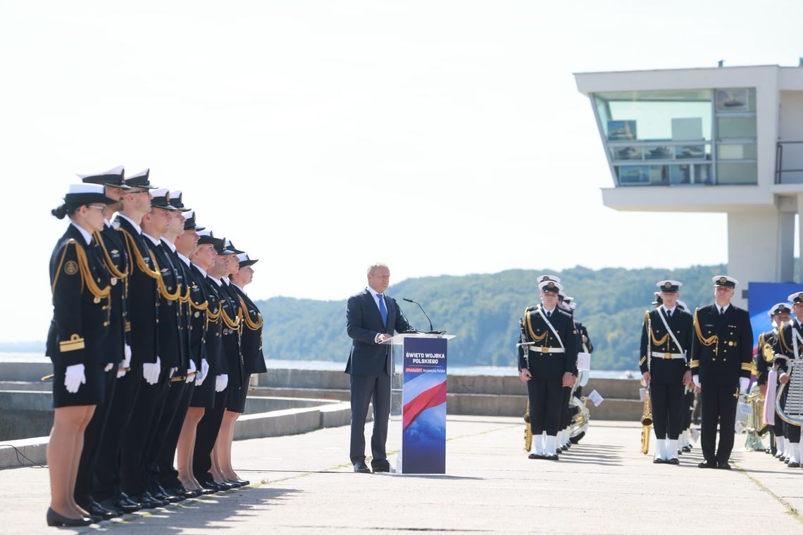 Wielka Parada Morska w Gdyni w Święto Wojska Polskiego. Donald Tusk: Wojny uniknie tylko ten, kto jest silny Donald Tusk, Parada Morska, Gdynia 2026