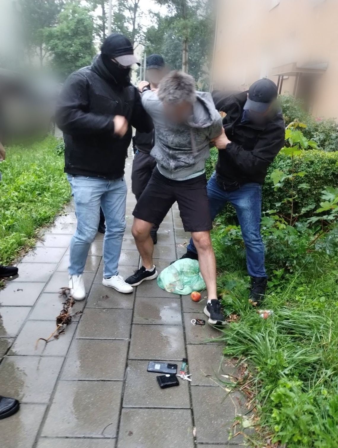Wizja lokalna w miejscu zabójstwa Izabeli Strzałkowskiej. Michał S. nadal w areszcie zatrzymanie Michała S.