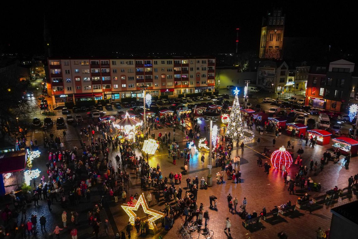 Wraca Jarmark Bożonarodzeniowy w Lęborku. Świąteczne miasteczko na Placu Pokoju Wraca Jarmark Bożonarodzeniowy w Lęborku. Świąteczne miasteczko na Placu Pokoju