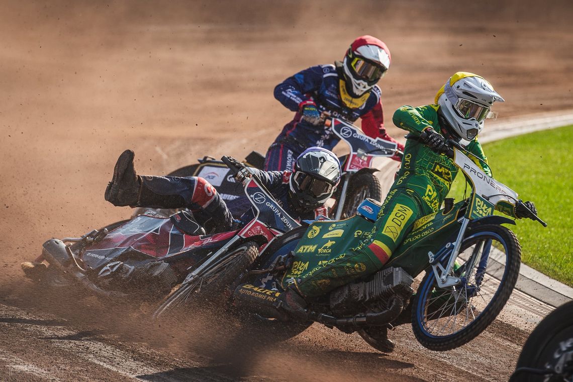 Wybrzeże Gdańsk bez awansu na żużlu! Polonia znowu lepsza