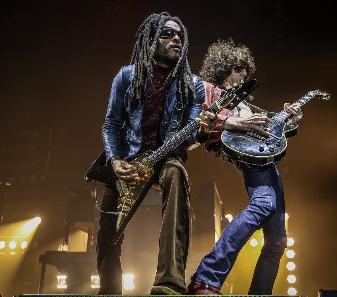Wygląda i gra jak młody bóg. Lenny Kravitz powrócił do Ergo Areny