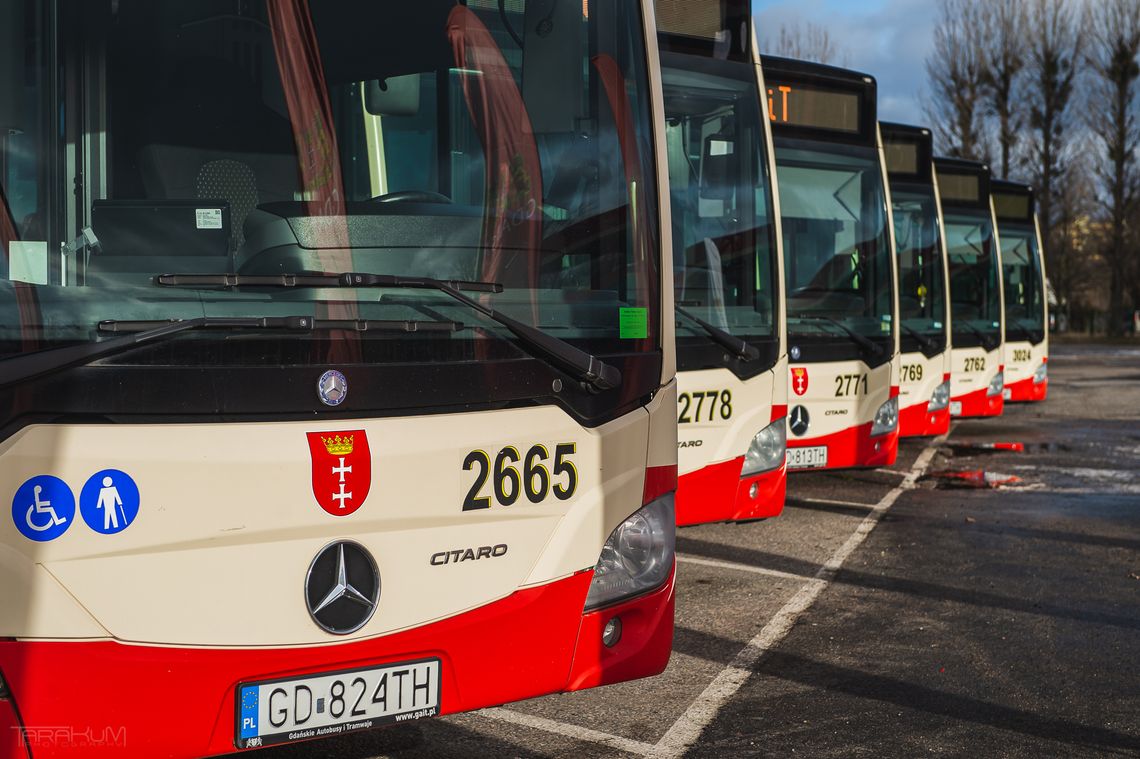 Niestępowo: Wylał denaturat i podpalił siedzenie w autobusie!
