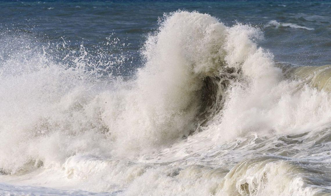 Wypadek podczas regat w Gdyni! Złamany maszt i przewrócony jacht, zawody przerwane Wypadek podczas regat w Gdyni! Złamany maszt i przewrócony jacht, zawody przerwane