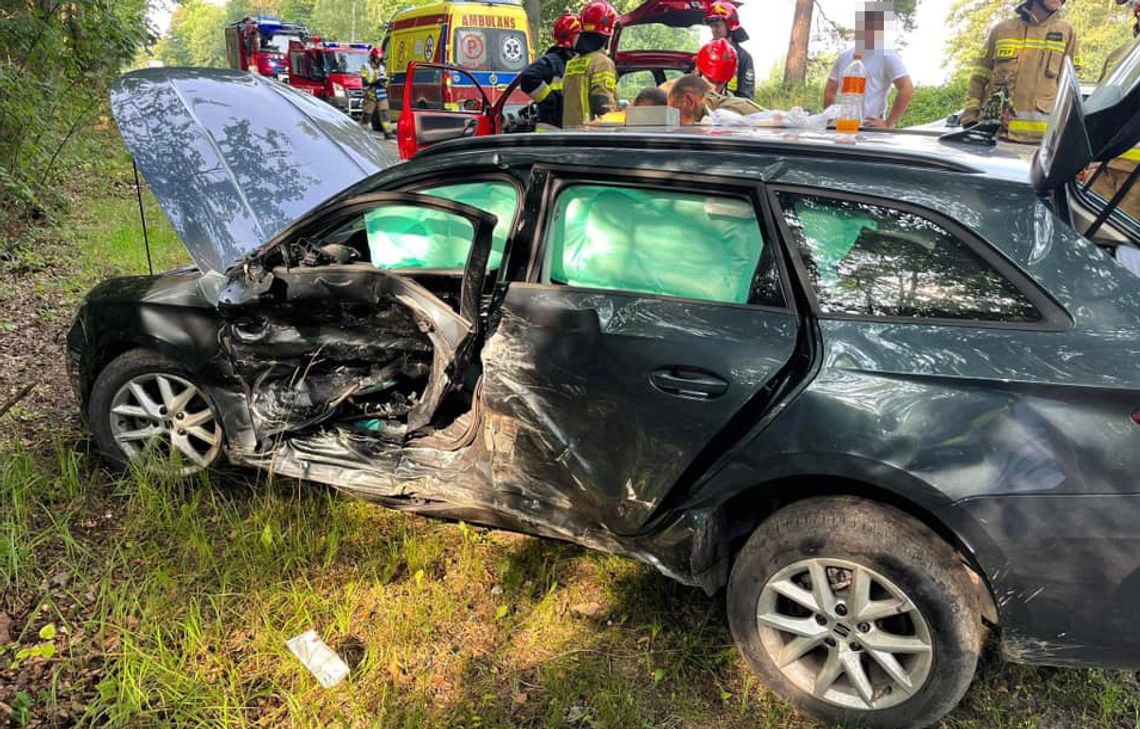 Wypadek w Egiertowie. Ranne trzy osoby, a jedna zatrzymana