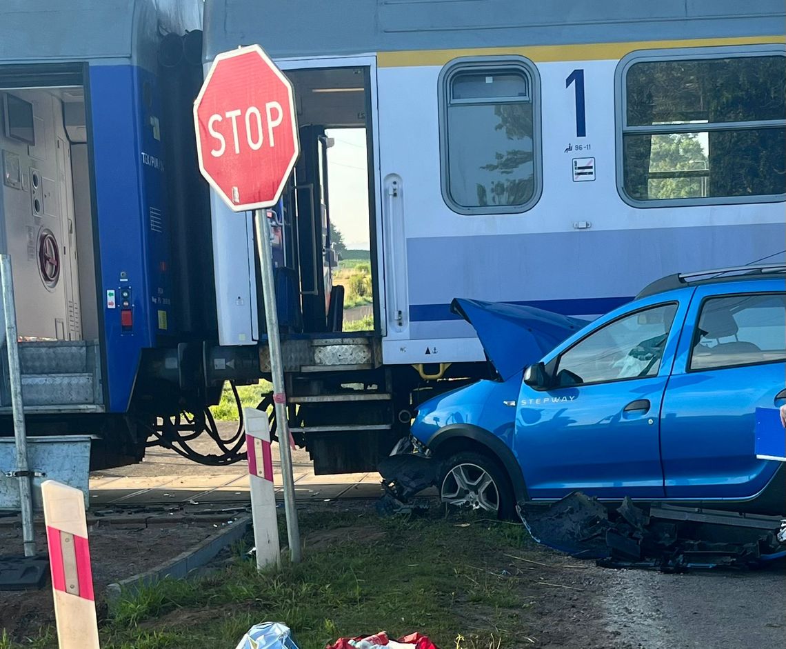 wypadek na przejeździe kolejowym w Garczegorzu