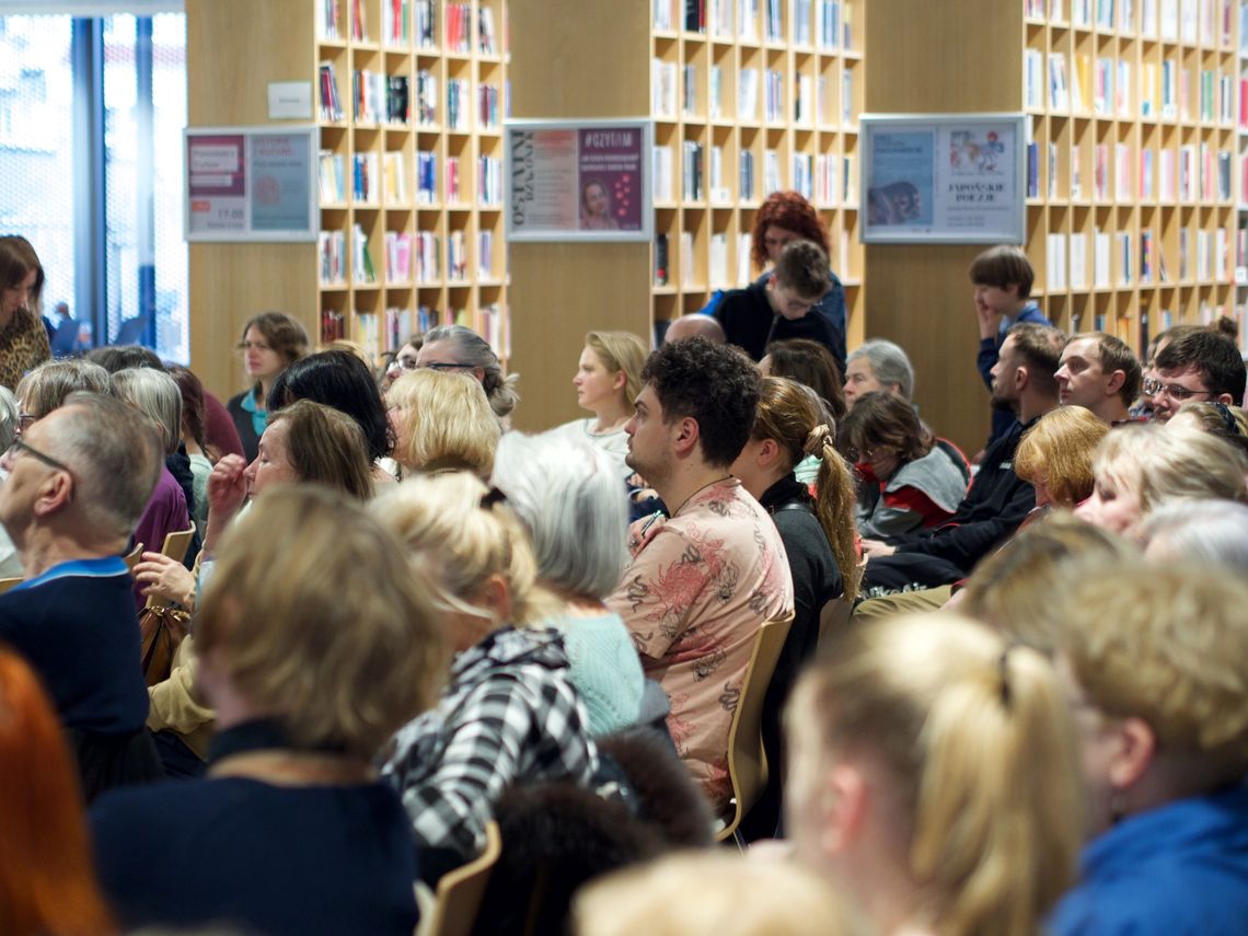 Spotkania z autorami i czytania aktorskie w Bibliotece Sopockiej