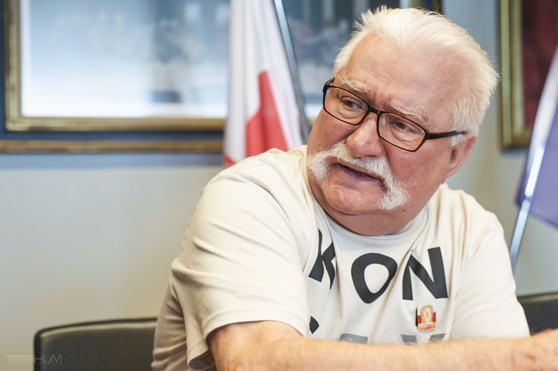 Z kim sympatyzuje Lech Wałęsa? 