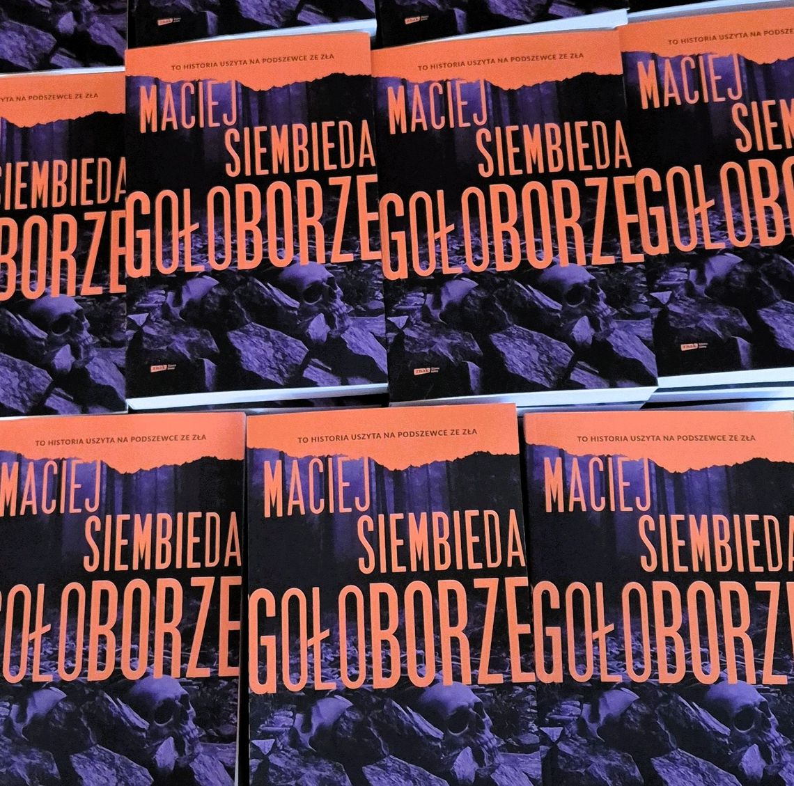 Zbrodnie i zdrady, konflikty i podstępy. TOP 5 książek na jesienne wieczory