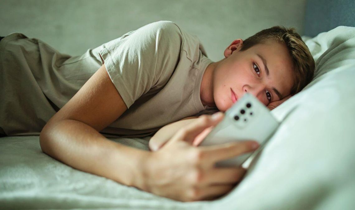Zetka, alfa, beta. Dzieciństwo podzielone na litery alfabetu