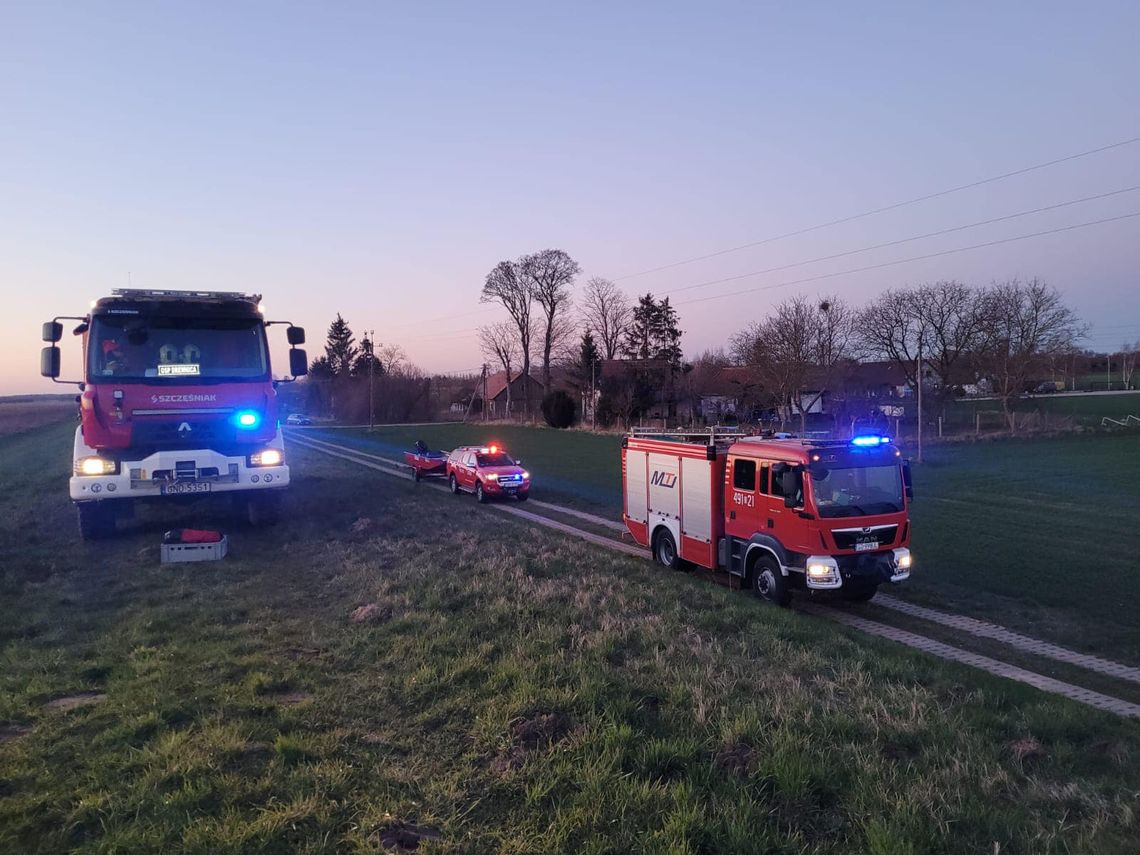 Zwłoki mężczyzny znalezione nad brzegiem Wisły