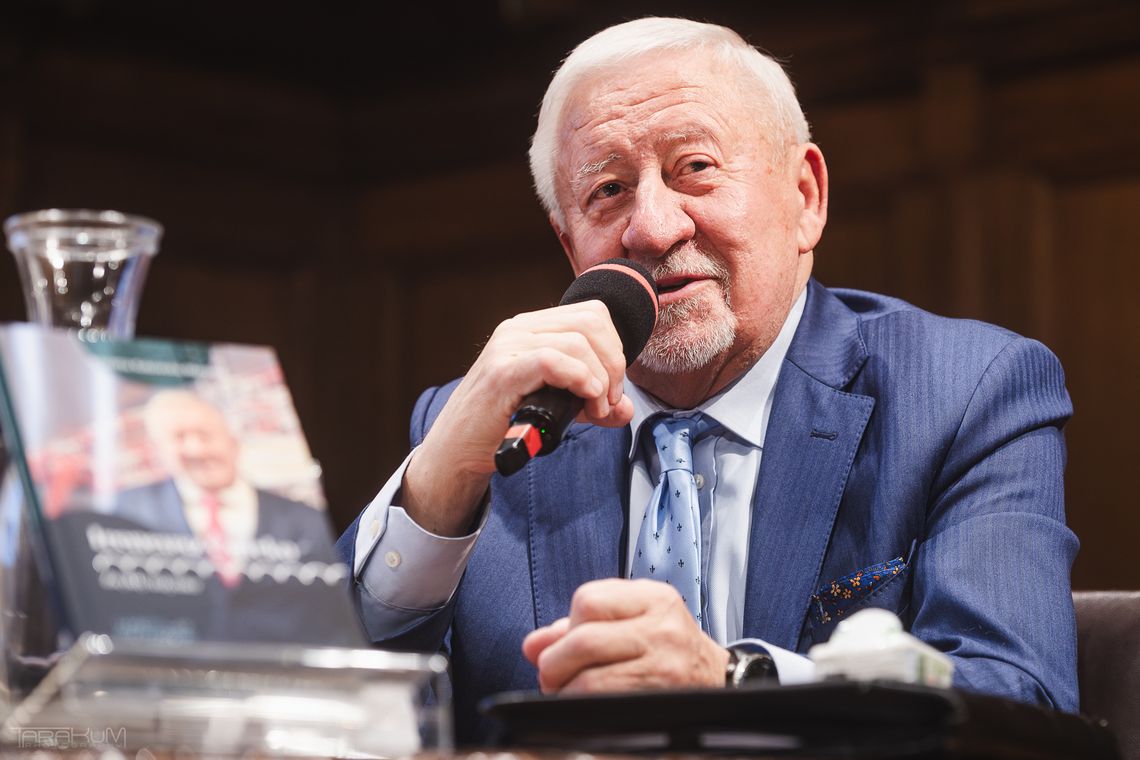 Zwykły inżynier, niezwykła historia. Premiera książki o twórcy Stoczni CRIST Zwykły inżynier, niezwykła historia. Twórca Stoczni CRIST bohaterem książki