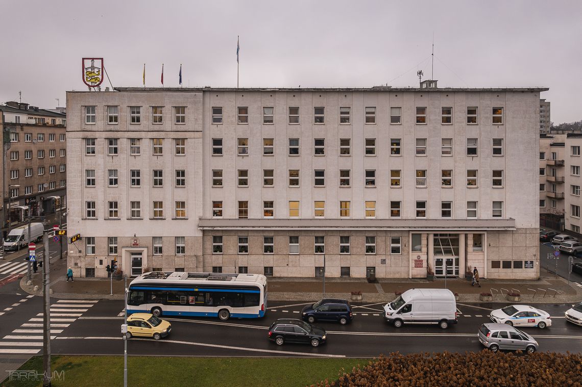 Zymunt Zmuda-Trzebiatowski został dyscyplinarnie zwolniony z Urzędu Miejskiego w Gdyni