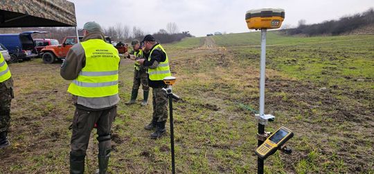 poszukiwania fragmentów brytyjskiego bombowca w Gdańsku