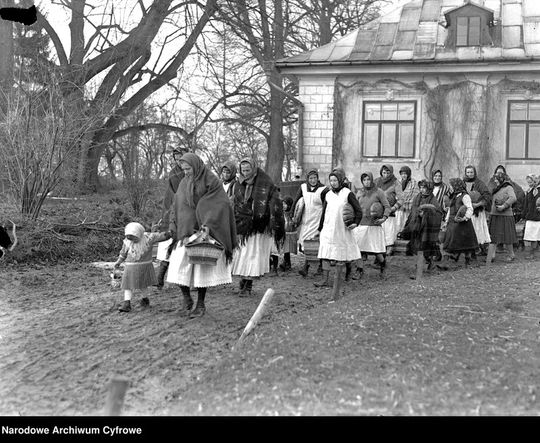 Wielkanoc na starych fotografiach ze zbiorów NAC