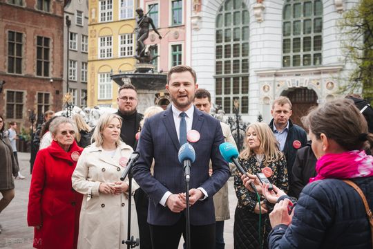 Piotr Grzelak, Wszystko dla Gdańska, briefing po wyborach