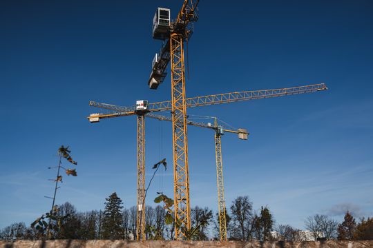 budowa nowego budynku na terenie po dawnym dworze migowskim, Gdańsk 2024