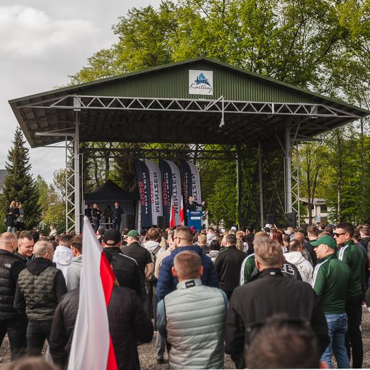 Sławomir Mentzen na spotkaniu z wyborcami w Kartuzach, 2025