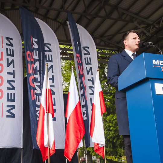 Sławomir Mentzen na spotkaniu z wyborcami w Kartuzach, 2025