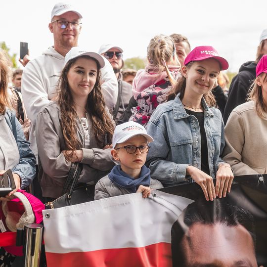 Sławomir Mentzen na spotkaniu z wyborcami w Kartuzach, 2025
