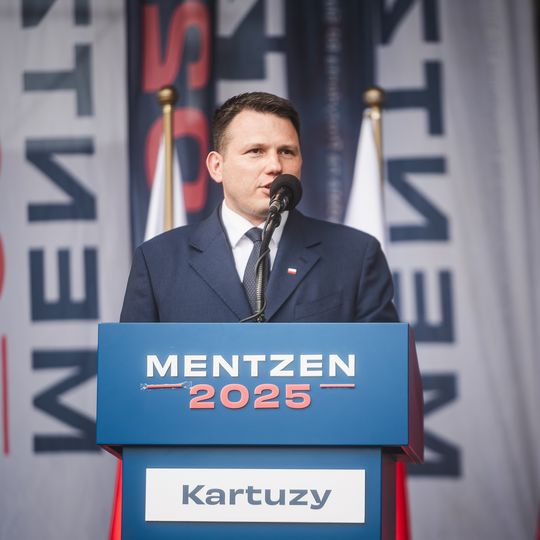 Sławomir Mentzen na spotkaniu z wyborcami w Kartuzach, 2025