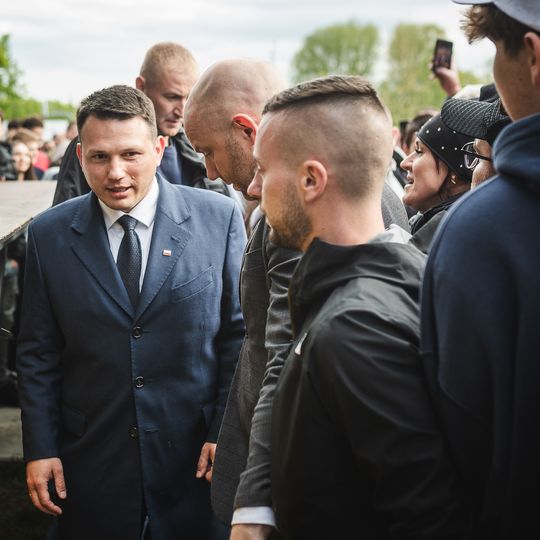 Sławomir Mentzen na spotkaniu z wyborcami w Kartuzach, 2025