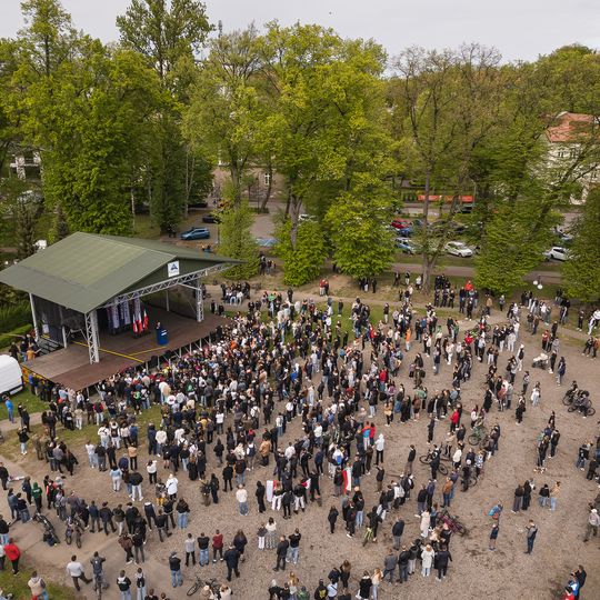 Sławomir Mentzen na spotkaniu z wyborcami w Kartuzach, 2025