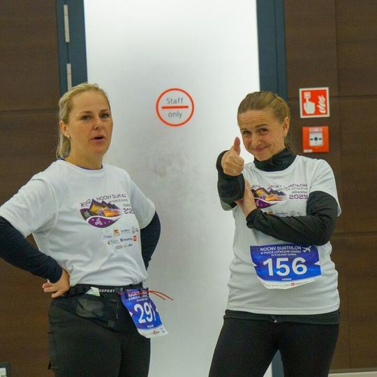 nocny duathlon 2025 na lotnisku w Gdańsku