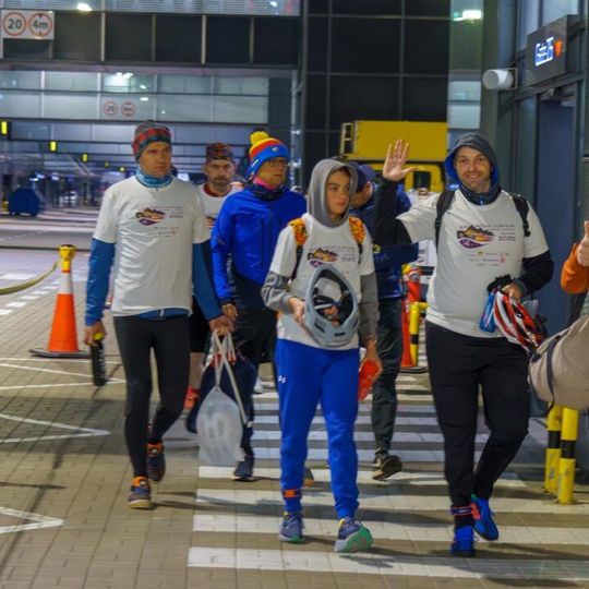 nocny duathlon 2025 na lotnisku w Gdańsku