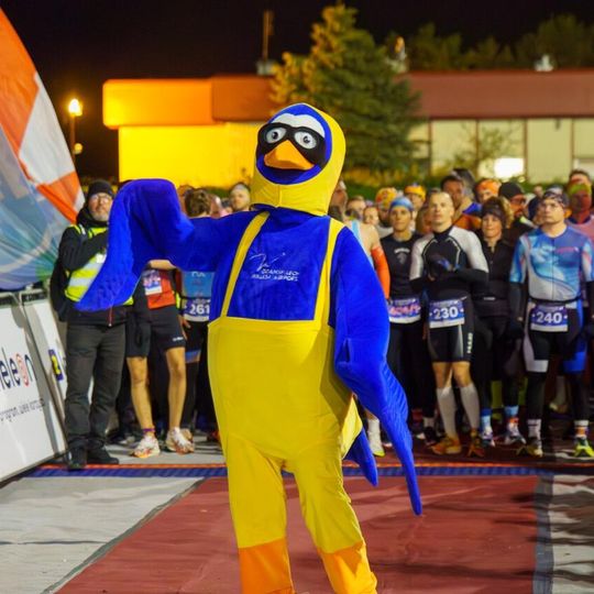 nocny duathlon 2025 na lotnisku w Gdańsku