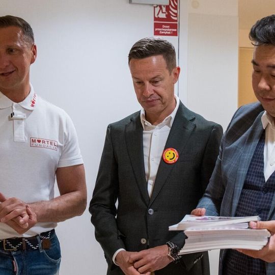 biblioteczka w Szpitalu Dziecięcym Polanki w Gdańsku