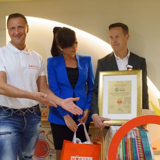 biblioteczka w Szpitalu Dziecięcym Polanki w Gdańsku