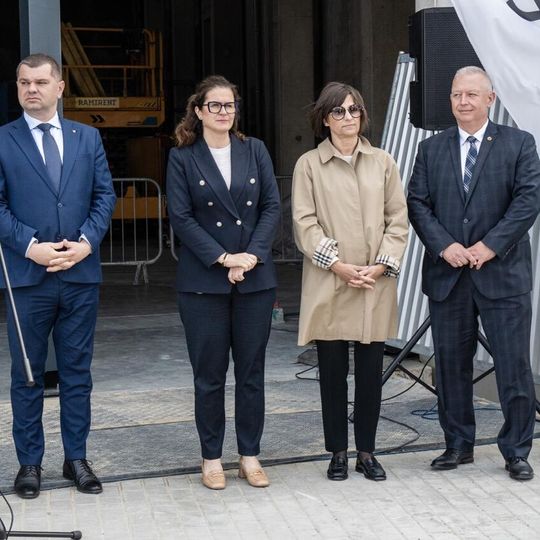 wiecha na nowej hali AmberExpo w Gdańsku