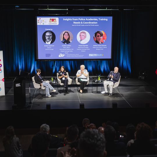 konferencja o bezpieczeństwie miejskim w Gdańsku