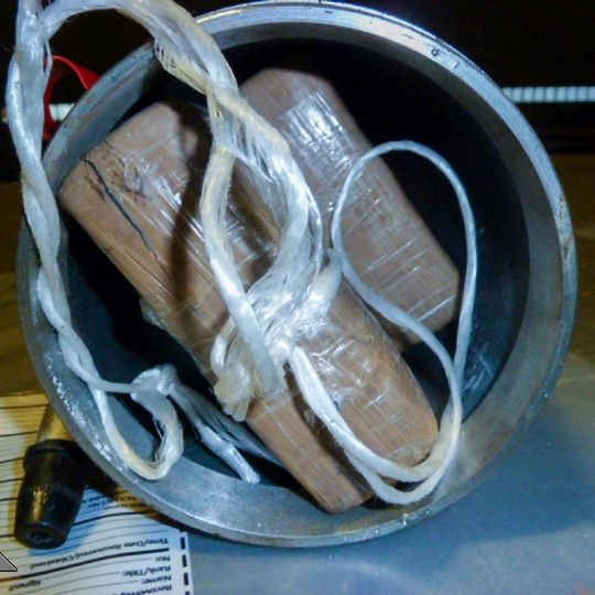 zabezpieczone narkotyki i pieniądze