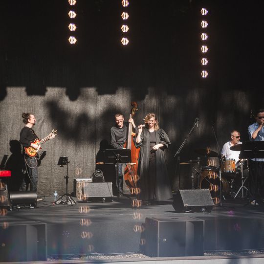 Maja Kleszcz w Operze Leśnej w Sopocie w ramach cyklu koncertów Lasy