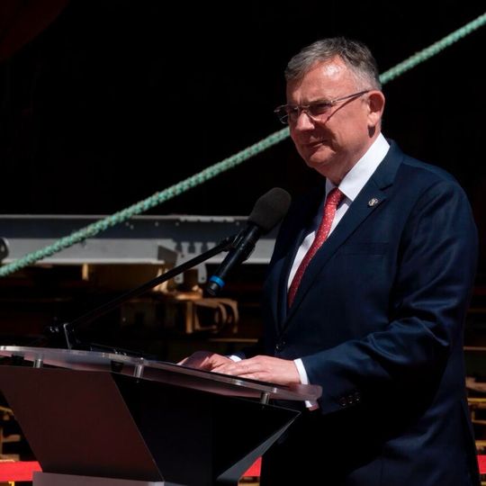 wodowanie i chrzest okrętu rozpoznawczego Jerzy Różycki