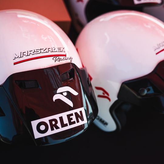 Bartłomiej Marszałek na spotkaniu z dziennikarzami w Nadolu