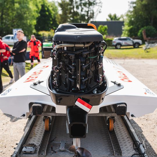Bartłomiej Marszałek na spotkaniu z dziennikarzami w Nadolu