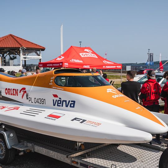 Bartłomiej Marszałek na spotkaniu z dziennikarzami w Nadolu