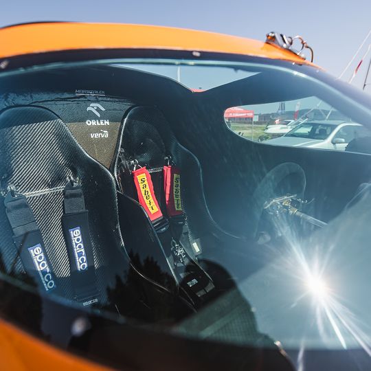 Bartłomiej Marszałek na spotkaniu z dziennikarzami w Nadolu